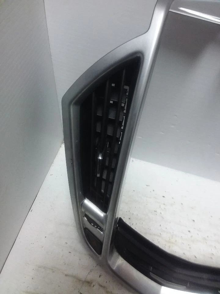 Bisel de ajuste de radio para tablero central para Cadillac SRX 13-16 22966051 Foto 3 de 4