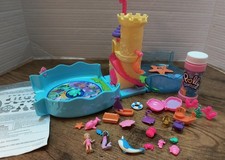 Polly Pocket Bubble Aquarium Underwater Mermaid Playset Bubbles 2 Minifigures
