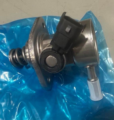 For Hyundai Sonata 15-19 Kia Optima Sorento 16-20 2.4L High Pressure Fuel Pump
