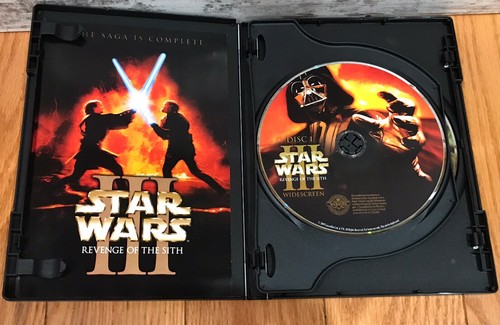 Star Wars: Episode III - Revenge of the Sith (Widescreen Edition) DVD 2-Disc Set - Picture 2 of 3