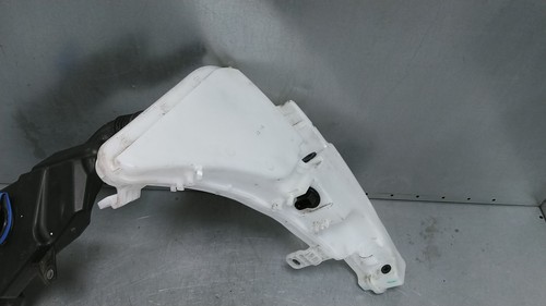 RUITENSPROEIERRESERVOIR VOOR Audi A6 (C7) 2017 4G8955451J / 4G1955432A #145865 - Picture 2 of 3