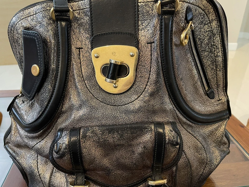 Preciosa pieza grande de alta calidad Alexander McQueen Handbad Foto 3 de 4