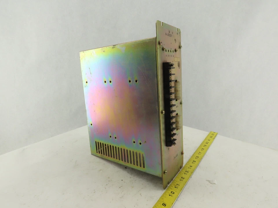 Fuente de alimentación servocontrolador Daihen W-L00203 B Foto 4 de 4