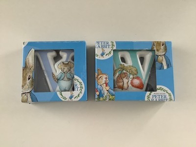 Ensesco Beatrix Potter Peter Rabbit Buchstabe V und Tom Kätzchen W Neu in Schachteln 