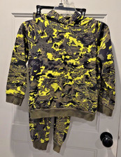 Boys/Kid s Under Armour Green Camo set Hoodie Pants - Size Youth Small