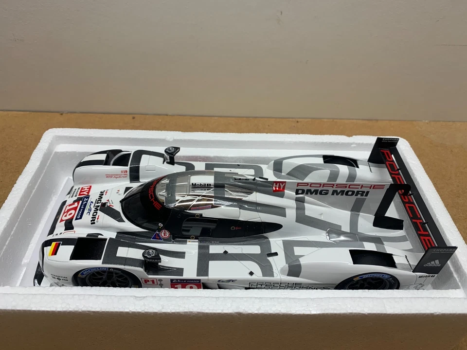 SPARK PORSCHE 919 HYBRID LE MANS WINNER 2015 EN BOITE 1/18 D10 TO - Photo 3/4