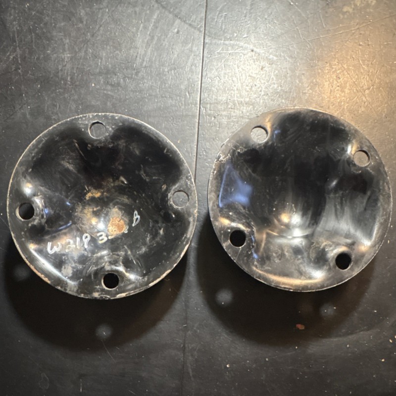 White 435 Disc Chisel Bearing Covers Agco Part #W219356B (2) New