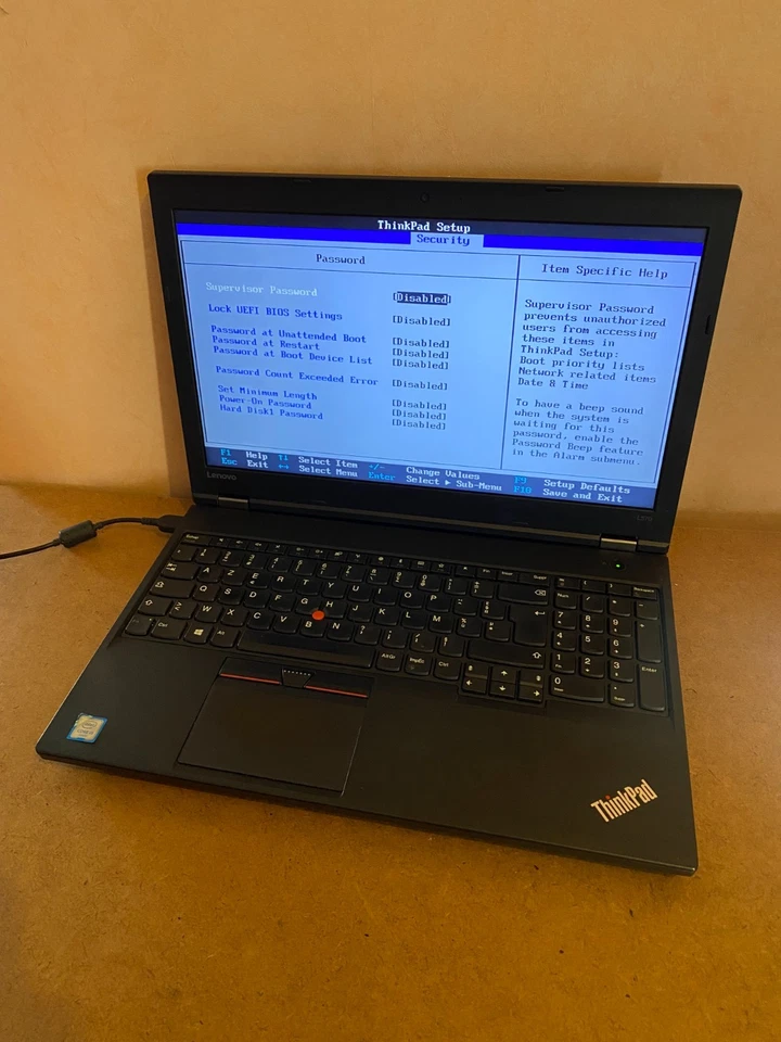 Lenovo ThinkPad L570 · i5-6200U · 8GB · 500GB, photo 3 sur 5
