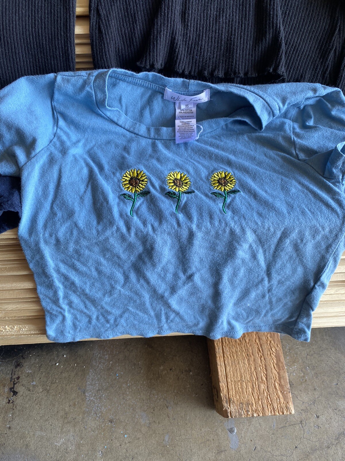 Picture 4 of 12