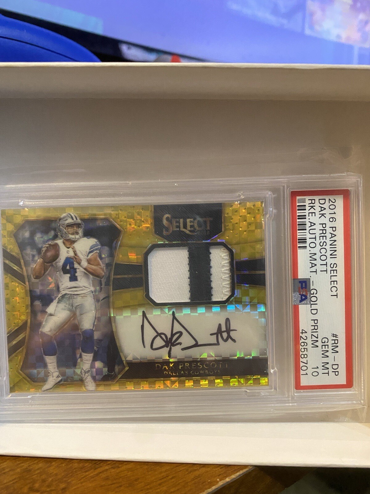 Dak Prescott Panini Select Rookie Autograph Material #RMDP Gold Prizm