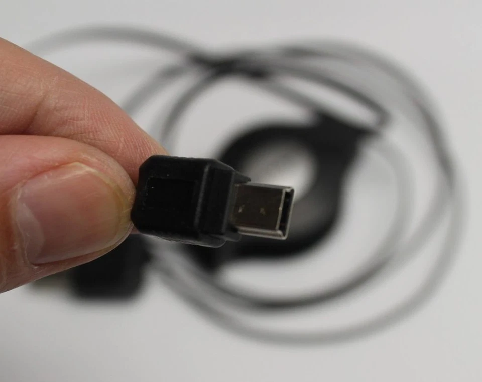 USB Retractable Data Sync Cable to Mini USB Cord for GPS Digital Camera Phone - Image 3 of 3