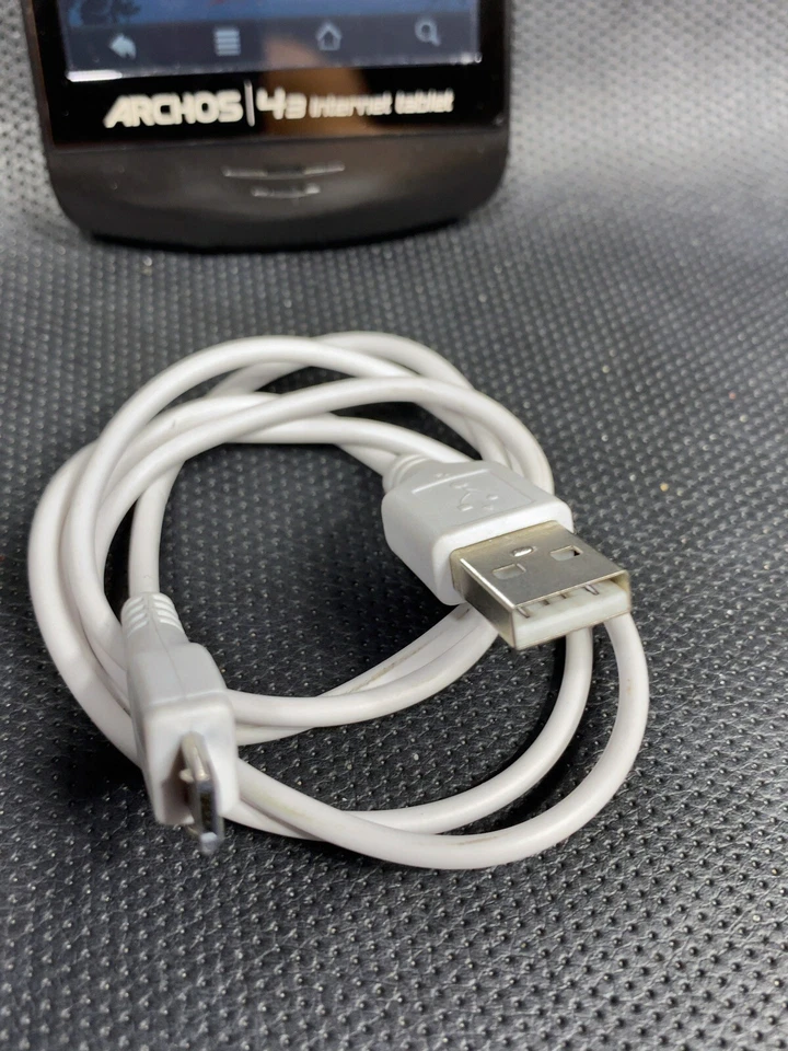 Archos 43 Internet Tablet - MP3/MP4 Player with 4.3-inch LCD - Model 8300 - Image 2 of 4