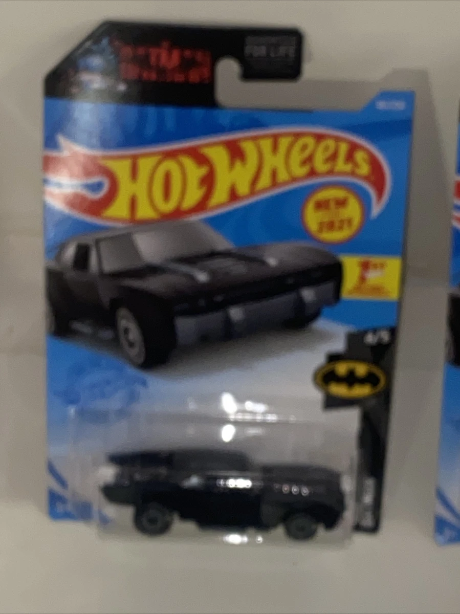 Carrinho Hot Wheels Edição Batman Batmóvel 2021 Mattel