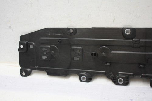 Volvo XC60 Right Side Under Tray 2017 TO 2022 32260495 Genuine *DAMAGED* - Picture 10 of 11