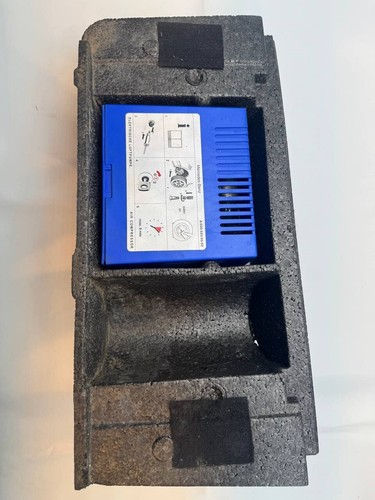 MB SLK R170 Reifenpannen Satz Kompressor Pumpe 0005830502 Pannenset K127