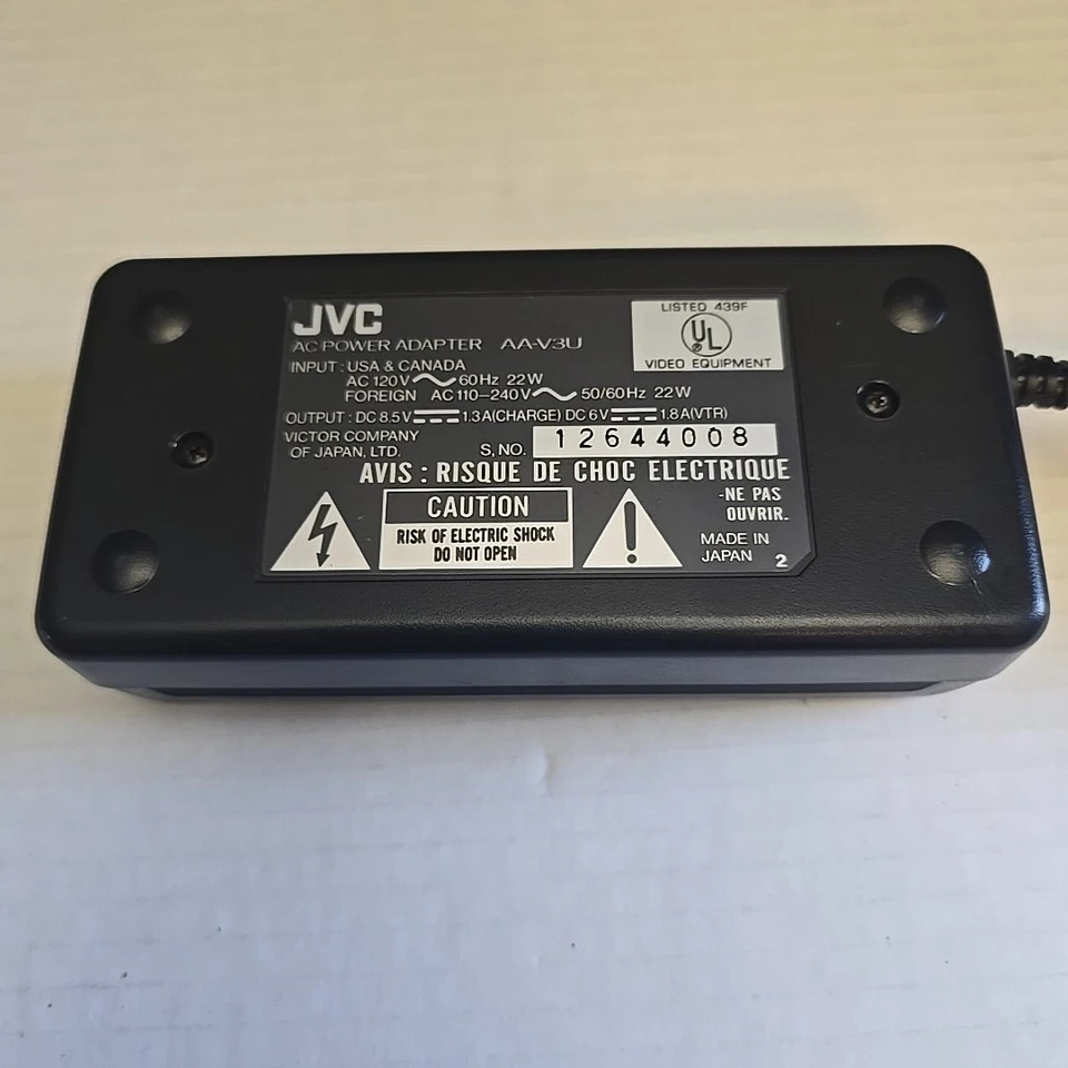 Cargador adaptador de corriente alterna JVC AA-V3U original OEM para videocámara GR-AX5 Foto 3 de 4