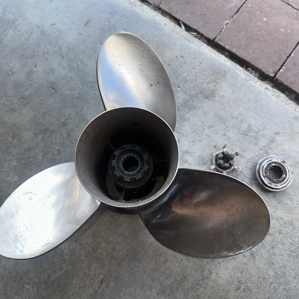 ステンレスプロペラ QUICKSILVER MIRAGE Quicksilver Mirage Stainless Boat Motor Propeller 48-13700-19