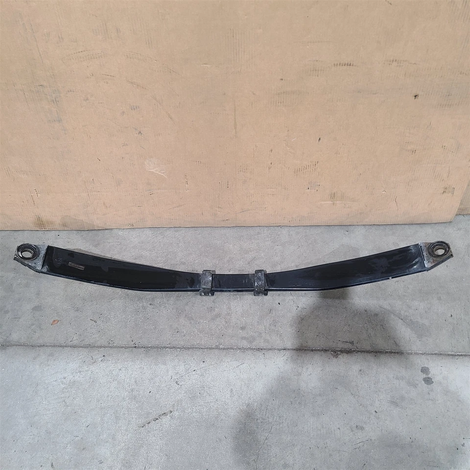 Задняя монолитная пружина из стекловолокна 84–96 Corvette C4 Aa7429 - Изображение 2 из 4