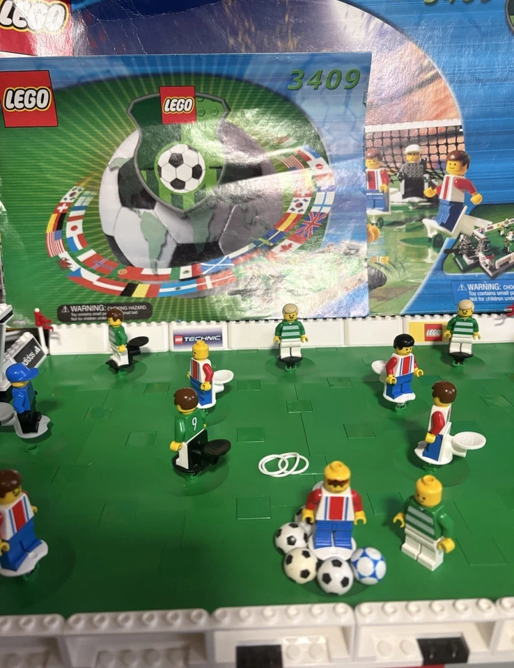 LEGO Sports: Championship Challenge (3409) Complete w Box and Manual-Check Desc - Image 2 of 4