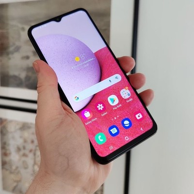 Samsung Galaxy A13 - TOP ZUSTAND - 64GB - Weiß (Ohne Simlock) (Dual Sim)