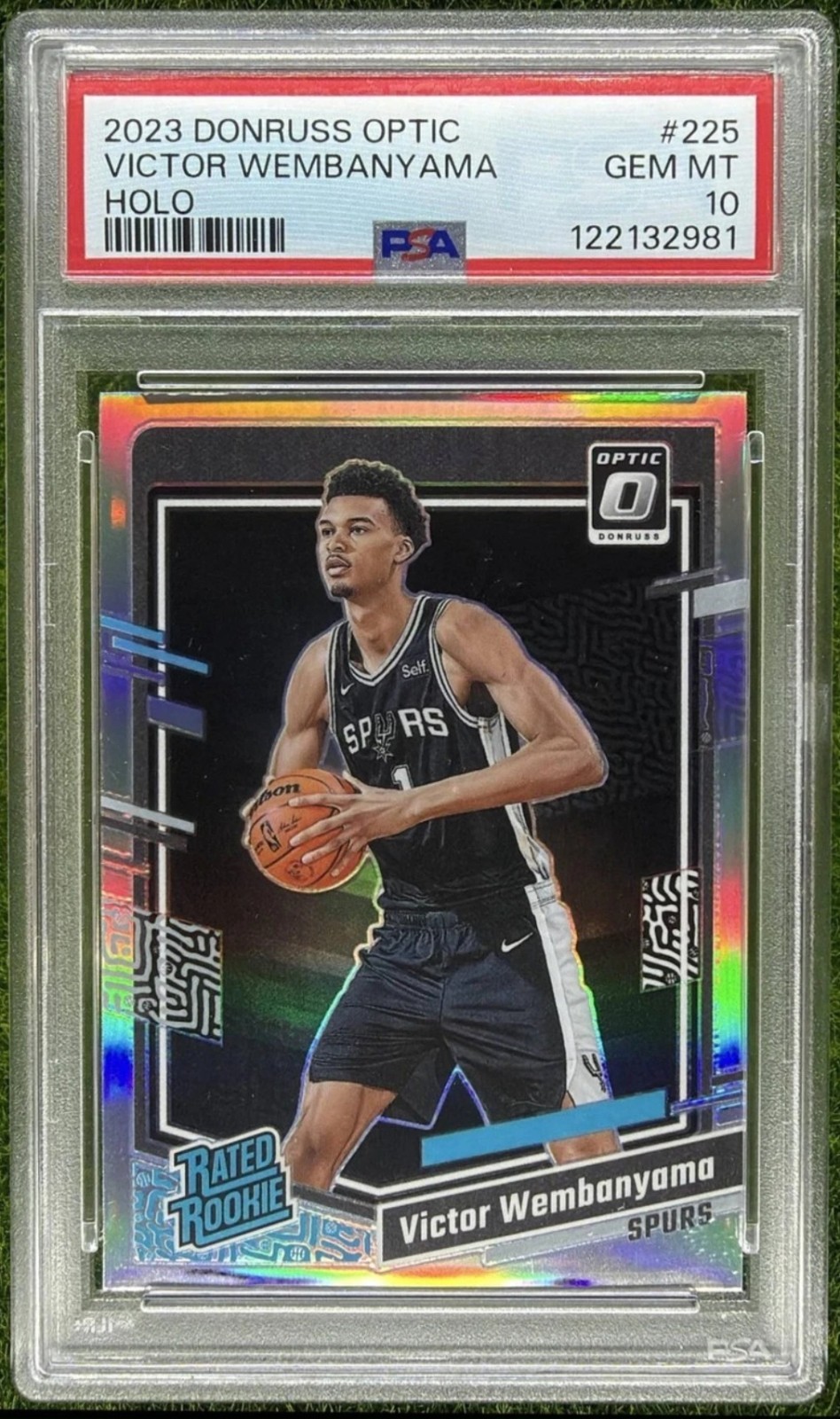 2023-24 Victor Wembanyama PSA 10 Panini Donruss Optic Holo Prizm