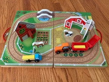 Melissa and Doug Wooden Portable Pack  Play Farm Set Cow Horse Hay Travel