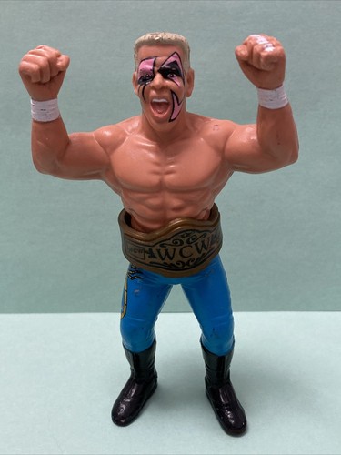 WCW Sting Action Figure Galoob Wrestling Vintage 1...