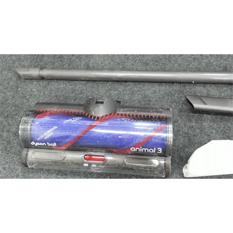 Dyson UP30 Ball Animal 3 Upright Vacuum Cleaner Nickel/Silver