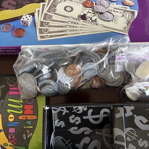 Discovery Toys - Money! Money! Board Game 3613 Educational & Fun - Pre-owned - Picture 5 of 7