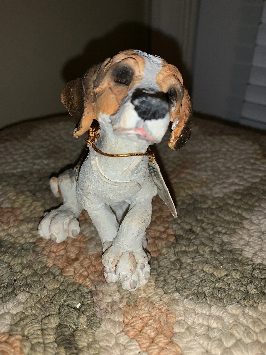 Toy top fox beagle