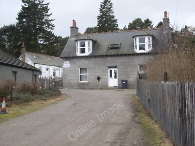 Photo 6x4 Self-catering accommodation Auchendryne At Rucksacks Braemar. c2011