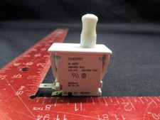 Applied Materials (AMAT) 1270-01256 SWITCH PB MOM SPST 10A 125/250V PNL MT PU