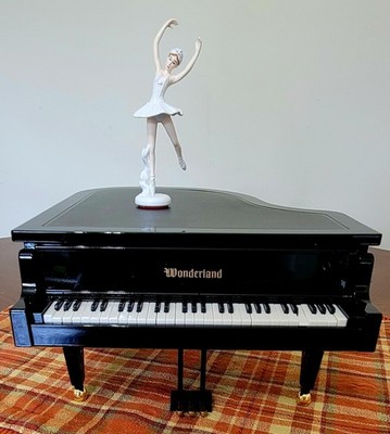 Wonderland Classical Piano with Moving Keys and Dancing Ballerina