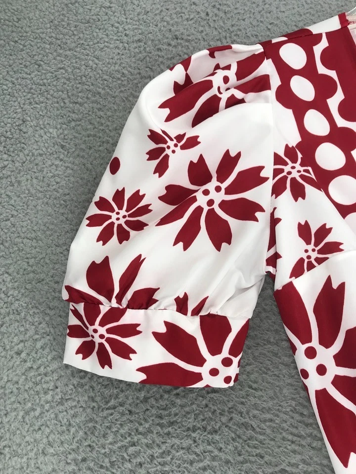 Blusa Shein Cubierta Recortada Talla L 8/10 Manga Corta Globo Frontal Cinta Corbata Roja Foto 3 de 4