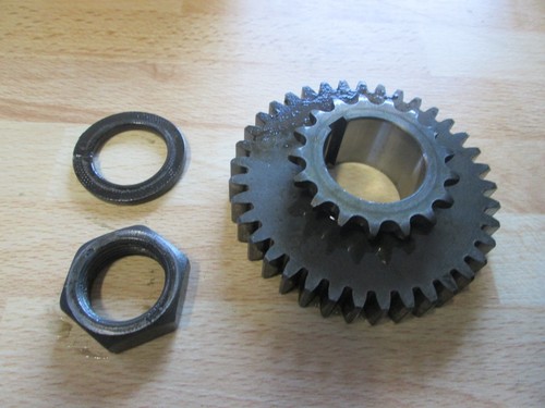 Steuerkettenrad Kettenrad Steuerkette + Mutter BMW F650  Typ 169