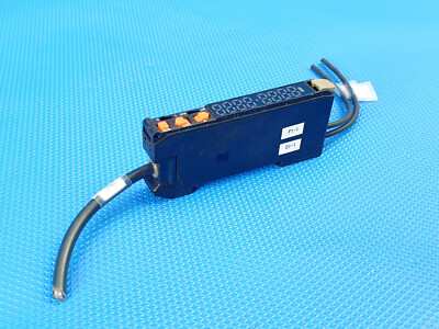 Omron E3X-DA11-S Fotoelektrischer Sensor ohne Deckel / Abdeckung Inkl. MwSt.