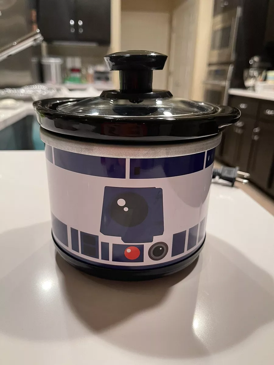 Disney Star Wars Mini Crock Pot .65 Quart Removable with Lid R2D2. Used.