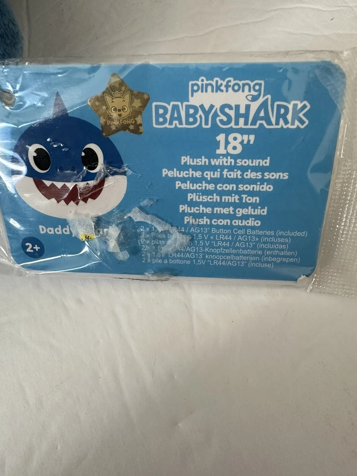 NEW Pinkfong WowWee Daddy Shark Plush 18” Singing Blue Hand Puppet - Image 3 of 4