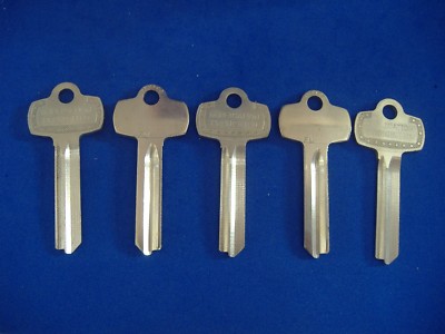 LOT OF FIVE  NICKEL SILVER FITS BEST KEY BLANKS FOR ''FM''  KEYWAY