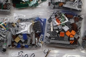 LEGO&reg; Minecraft&reg; 21137 The Mountain Cave 🟧100% Complete W/Instructions