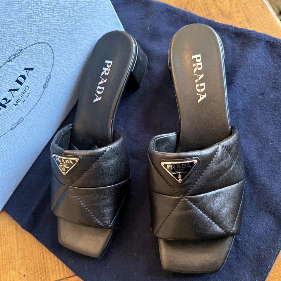 Sandalias Prada Acolchadas Negras Tacón Bloque Punta Cuadrada Mujer Cuero Slides Talla 40 Foto 2 de 4