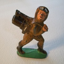 Manoil soldier Aviator with bomb sight