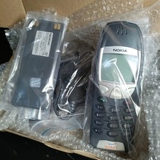 TELEFONO CELLULARE NOKIA 6210 ORIGINALE AUDI BMW MERCEDES VW NUOVO con CARICA