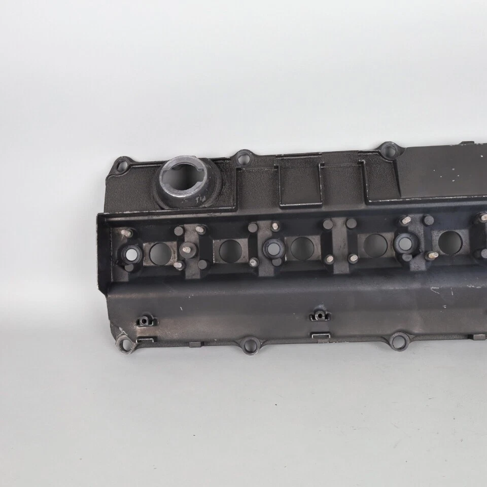 1992-1995 BMW 325i 525i Engine Valve Cover 11121738175 OEM Used Foto 2 de 4