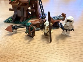 LEGO Star Wars: Ewok Attack #7956.  100% Complete With Instruction Manual + Box