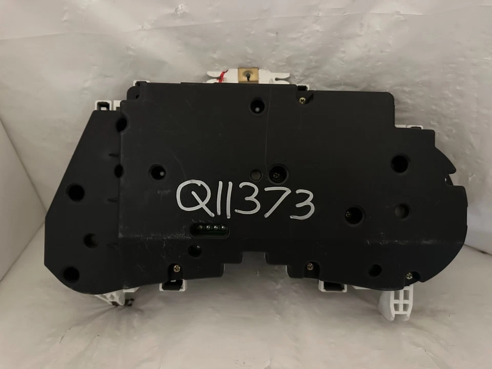 Cuadro de instrumentos velocímetro panel de instrumentos 2005-07 Pontiac Vibe 124.659 millas Foto 2 de 4