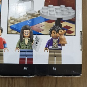 LEGO Ideas The Big Bang Theory #21302 New Sealed Minifigures Sheldon Leonard Amy