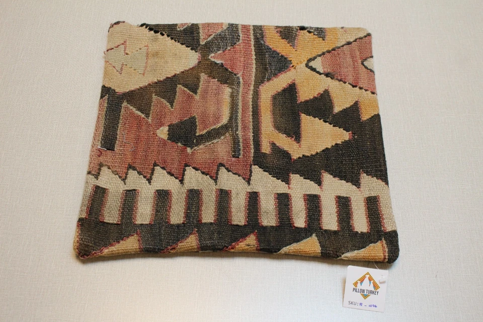Vintage Turkish Kilim Pillow Cover – Handmade Geometric Rug Cushion, Beige, Brow - Image 2 of 4