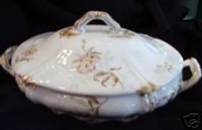 1800s antique THEO HAVILAND LIMOGES COVER VEGETABLE LILY BOWL serving china dish