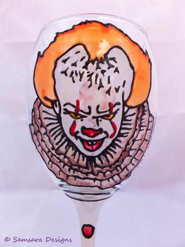 Pennywise Clown It Vino Gin Calice Vetro Cult Gotico Metallo Halloween Regalo Horror - Foto 2 di 9
